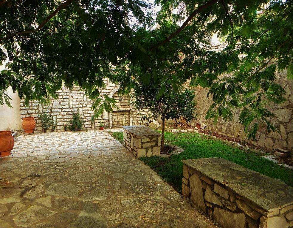 Lefkothea Apartments Frinion Экстерьер фото